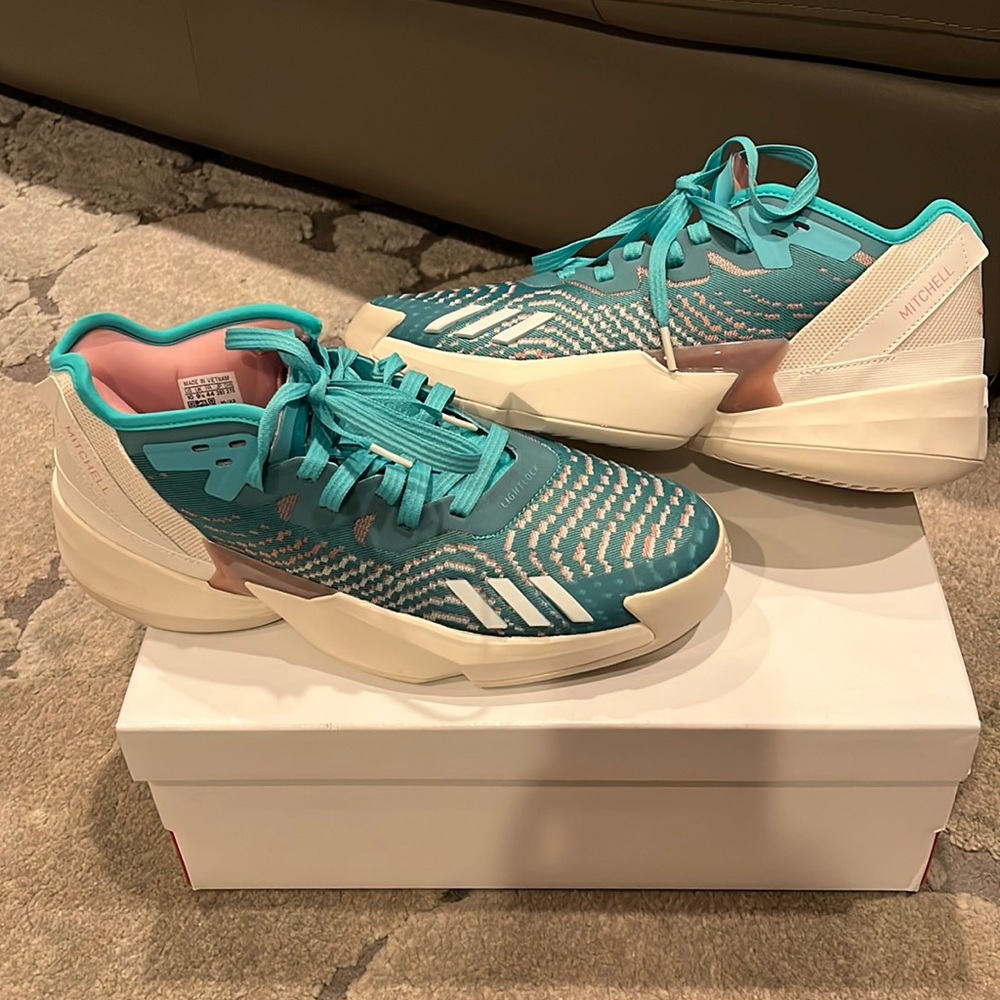 adidas Teal and Cream Men's Athletic Sneakers